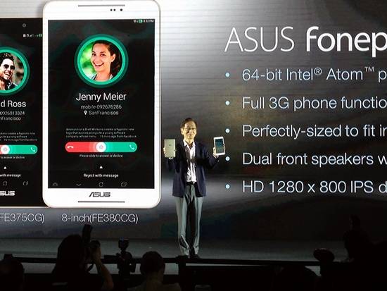 제리 쉔 에이수스 최고경영자(CEO)가 신형 7, 8인치 태블릿 폰패드를 소개하고 있다. 