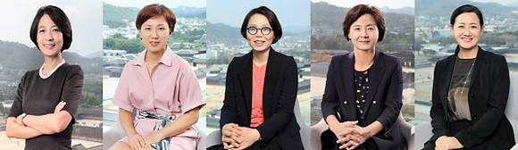 (왼쪽부터)한국MS 정성미 부사장, 이지은 부사장, 김현정 전무, 우미영 전무, 박선정 대표 변호사 