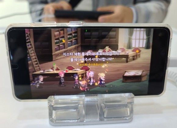 액션 RPG 장르의 카카오게임즈 가디스오더는 수동 전투 재미를 앞세운다. 사진=왕진화 기자 