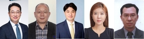 왼쪽부터 게임물관리위원회 신임 위원 강신욱, 옥수열, 이원석, 이은진, 조기진 위원[사진=문화체육관광부]