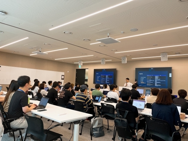 솔트웨어가 AWS Korea 본사에서 ‘AWS 이머전 데이(AWS Immersion Day)’를 진행하고 있다[ⓒ솔트웨어]