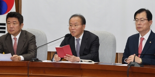 국민의힘 윤재옥 원내대표가 10일 국회에서 원내대책회의를 하고 있다. [ⓒ 연합뉴스]