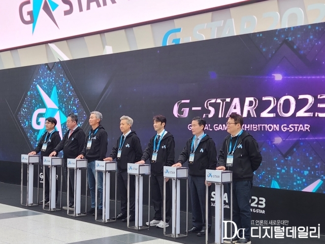 16일 부산 벡스코에서 개최된 ‘지스타(G-STAR)2023’에서 개막식에 주요 게임사 대표들이 참석했다.