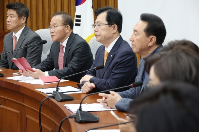 윤재옥 국민의힘 원내대표가 21일 국회 원내대책회의에서 발언하고 있다. [ⓒ 연합뉴스]