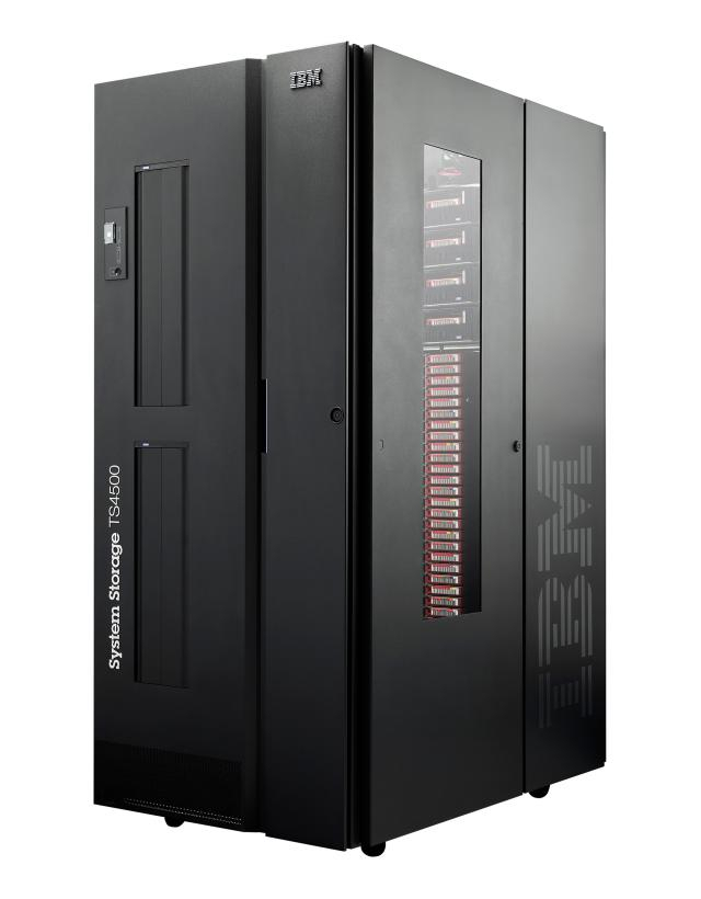 IBM TS4500 테이프 라이브러리. [ⓒ IBM]